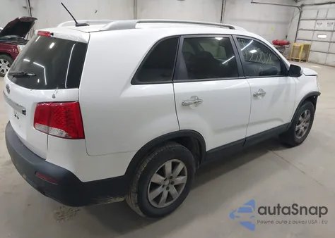2011 Kia Sorento Lx z USA, uszkodzony, nr VIN 5XYKT3A17BG170717